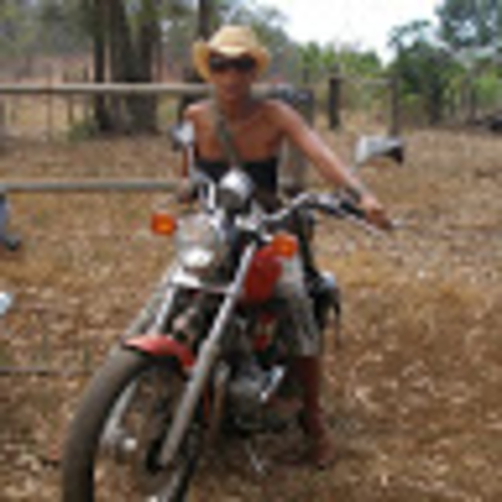 Meet your Posher, Danielle